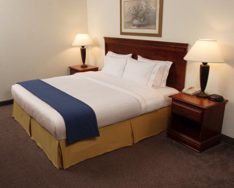 Holiday Inn Express & Suites New Liskeard חדר תמונה