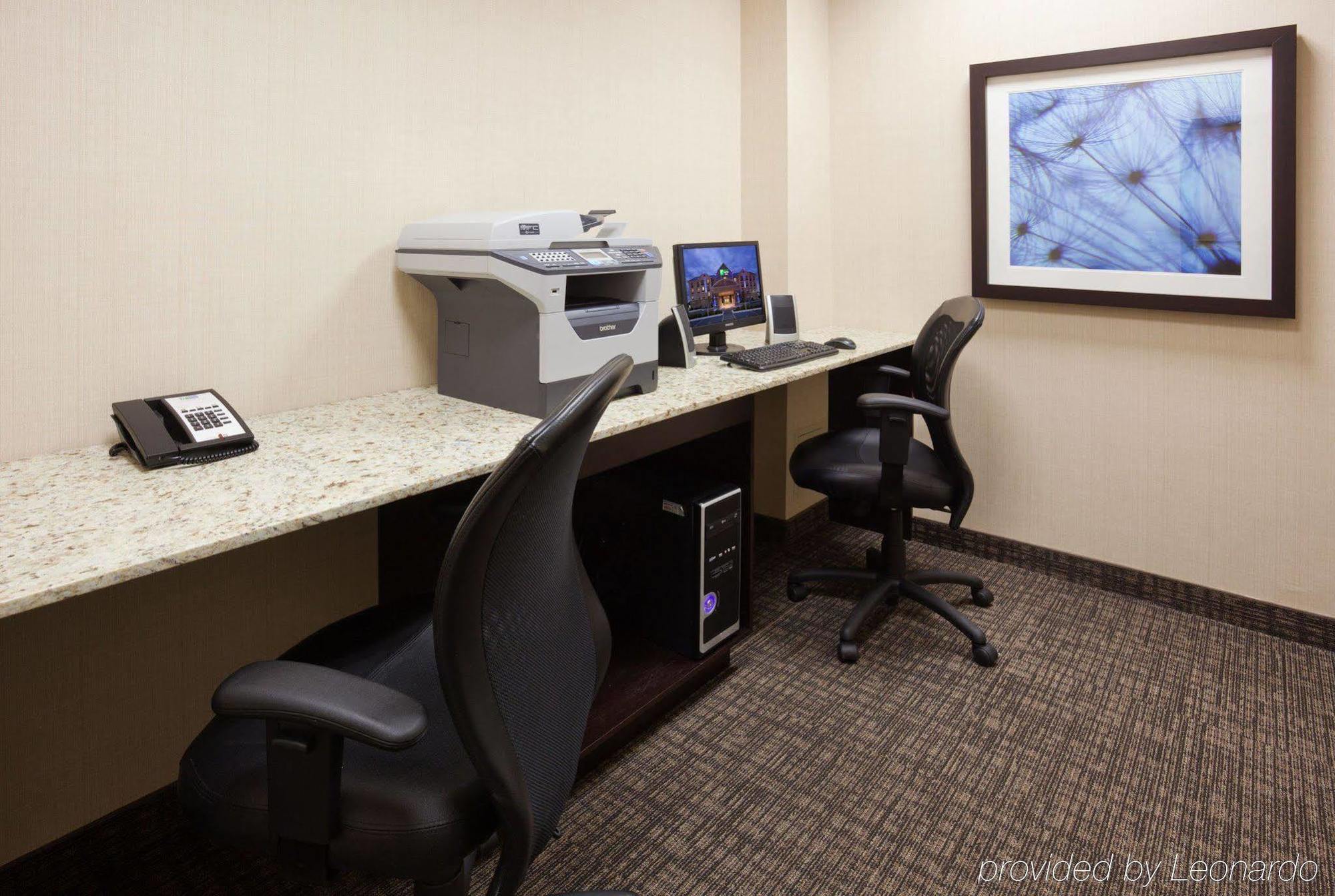 Holiday Inn Express & Suites New Liskeard מתקנים תמונה