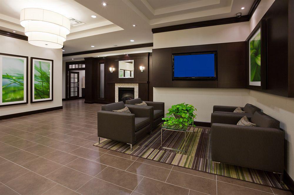 Holiday Inn Express & Suites New Liskeard מראה פנימי תמונה